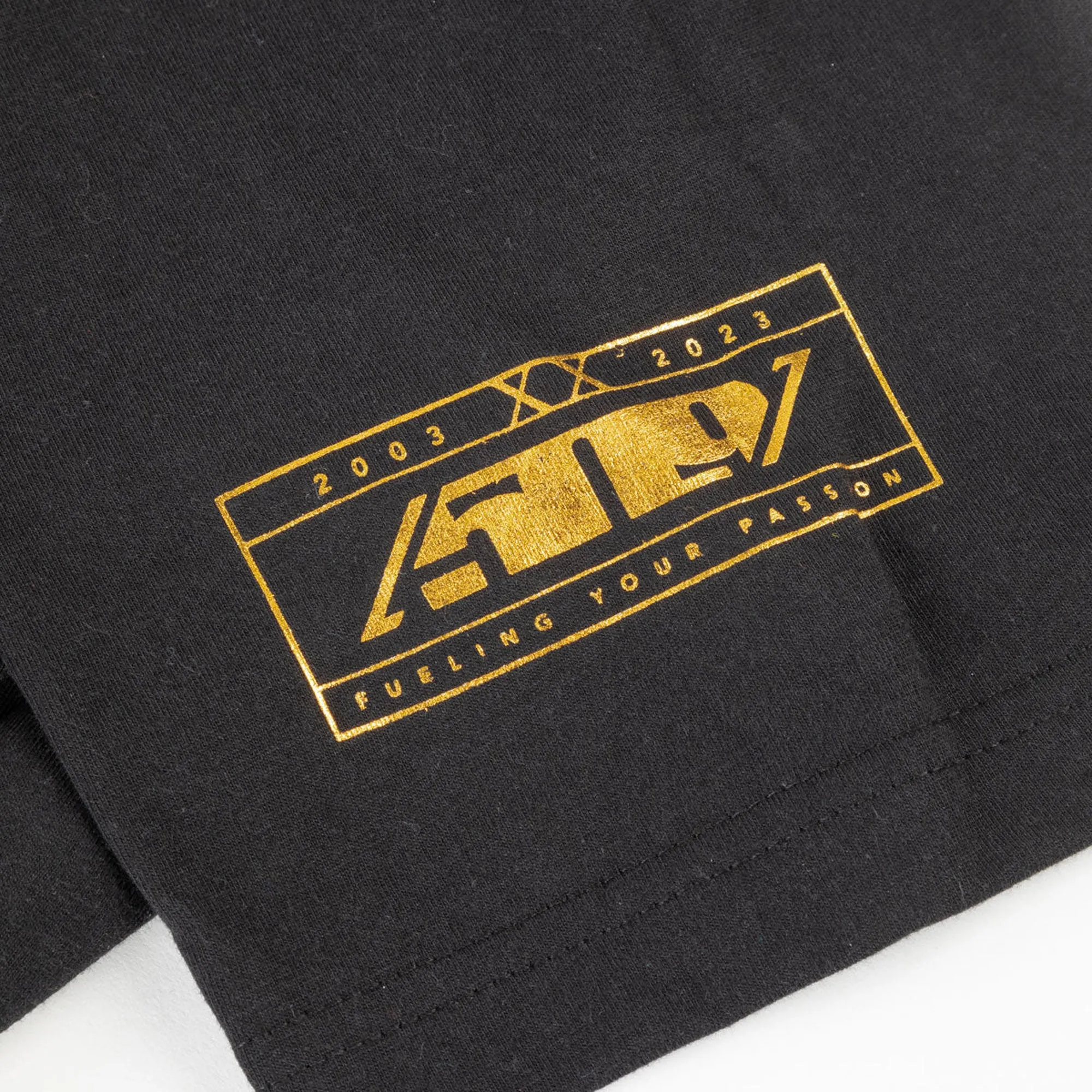 509  XX anniversary T-shirt Soft Casual Comfortable Relaxed Fit Black Gold