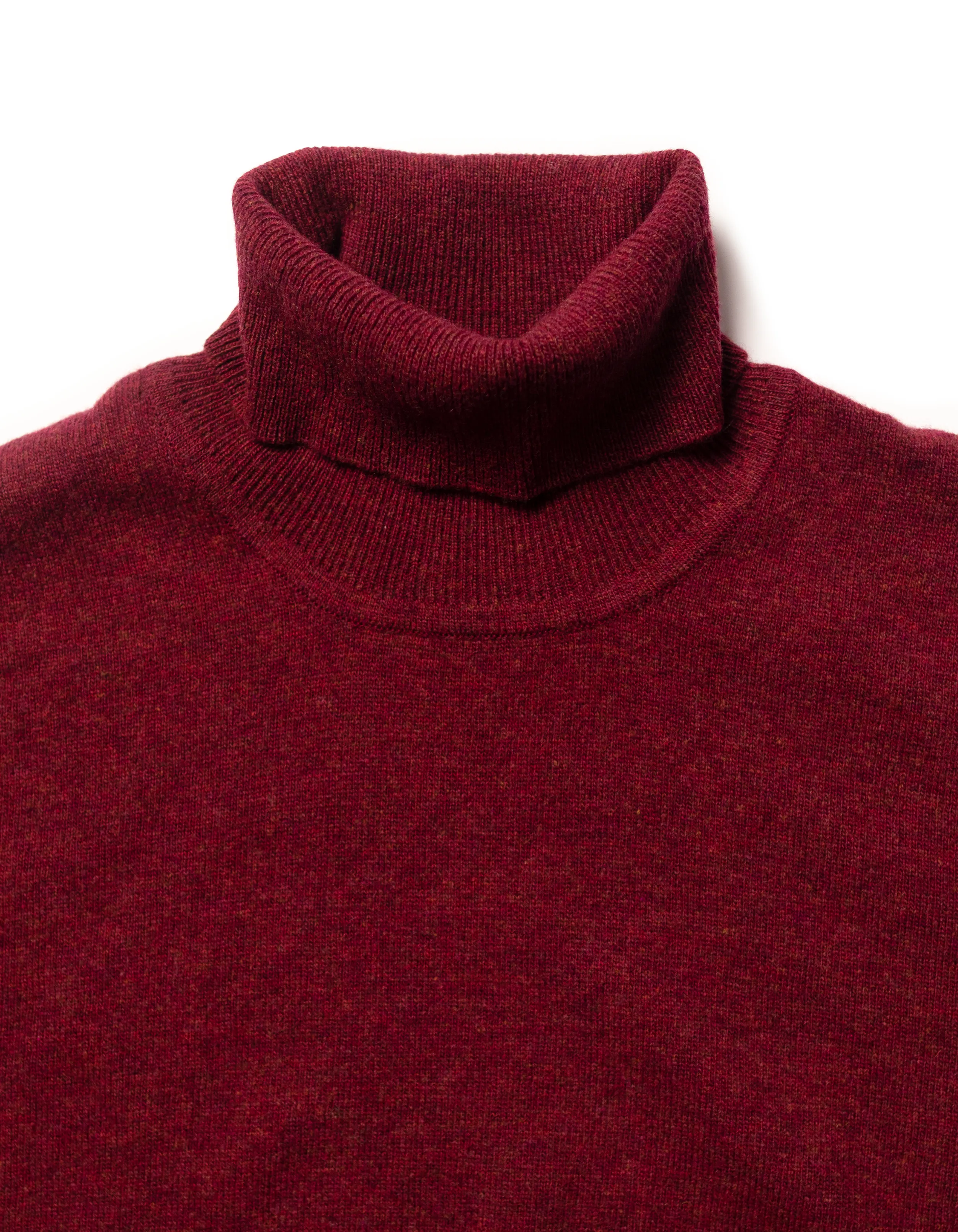 BURGUNDY LAMBSWOOL TURTLE NECK SWEATER