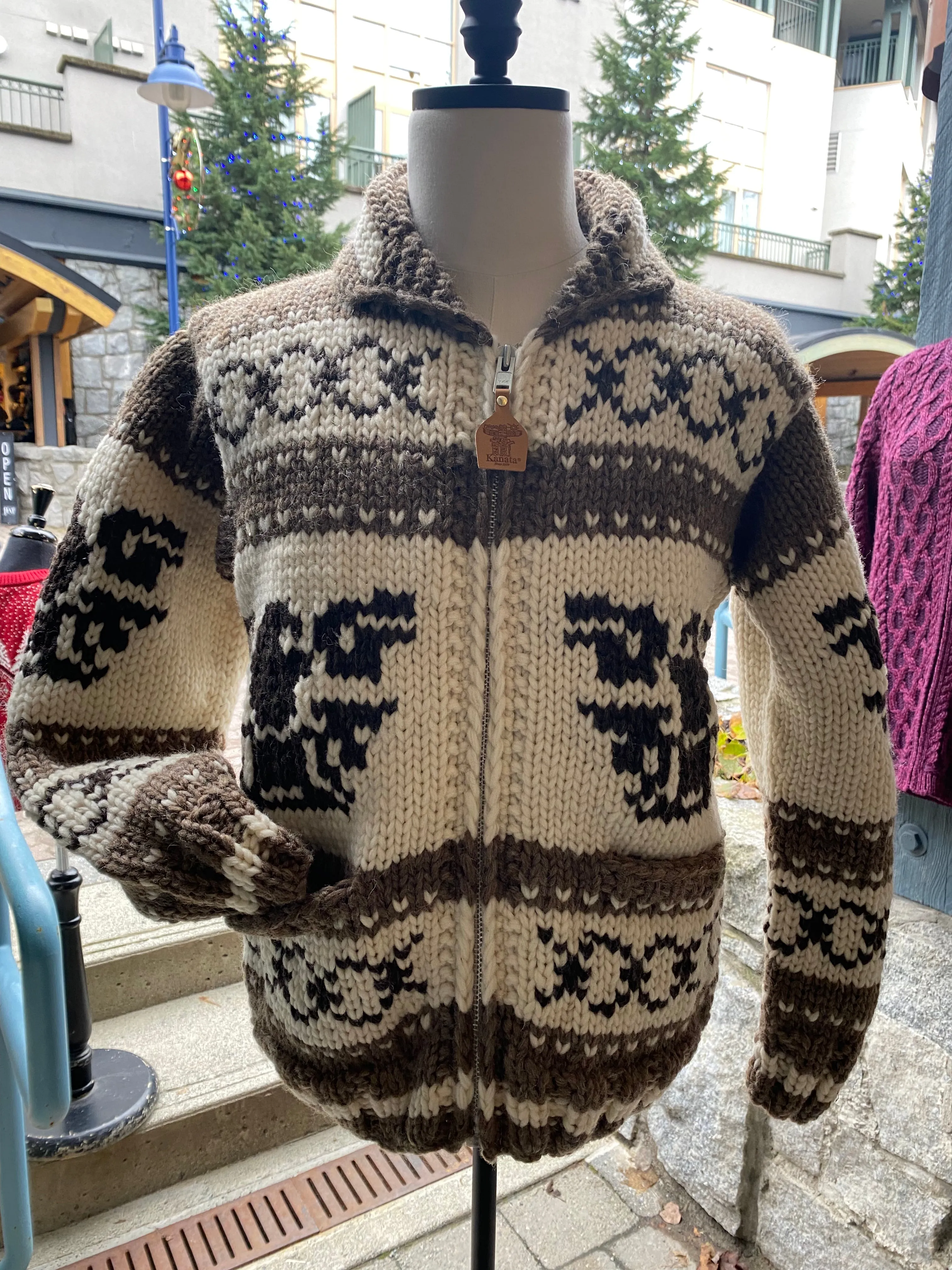 Canadian Sweater - Eagle