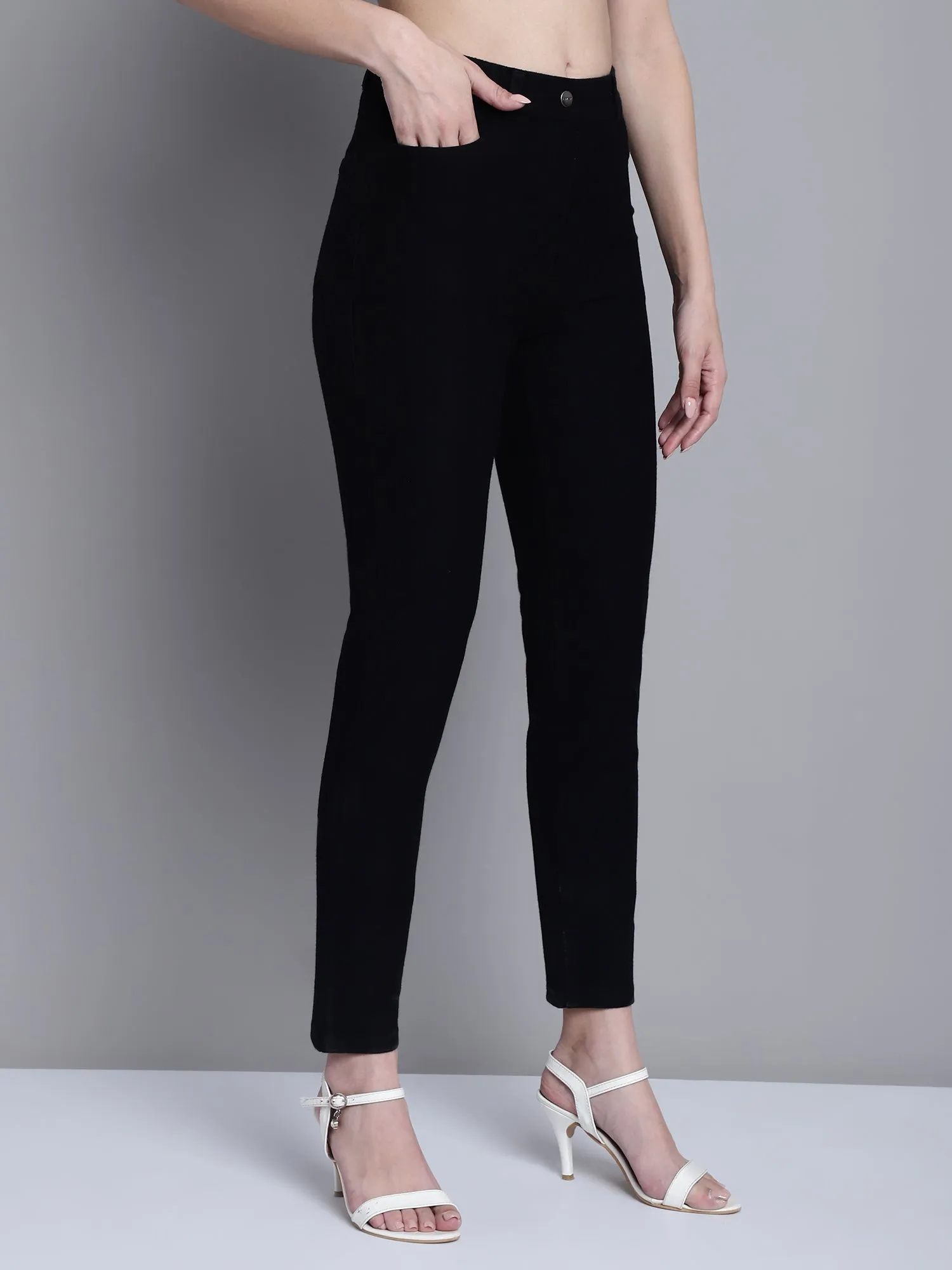 Cantabil Black Solid Cotton Blend Flat Front Mid Rise Full Length Regular Fit Casual Leggings For Women