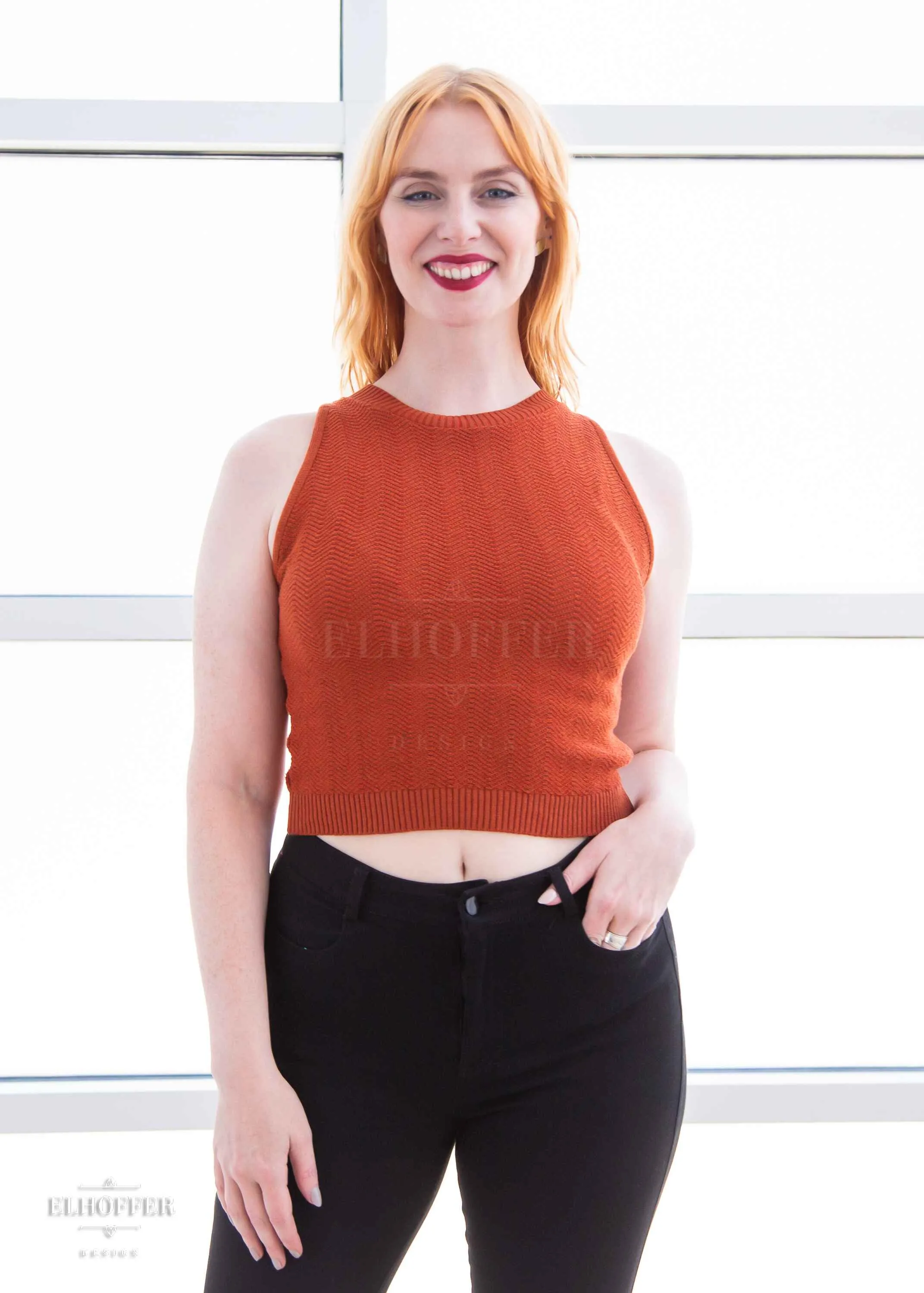 Essential Susan Crop Top - Dark Rust