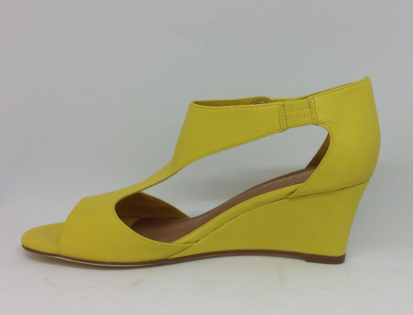 Top End Unico ~ Black ~ Yellow ~ White ~ Leather Wedge