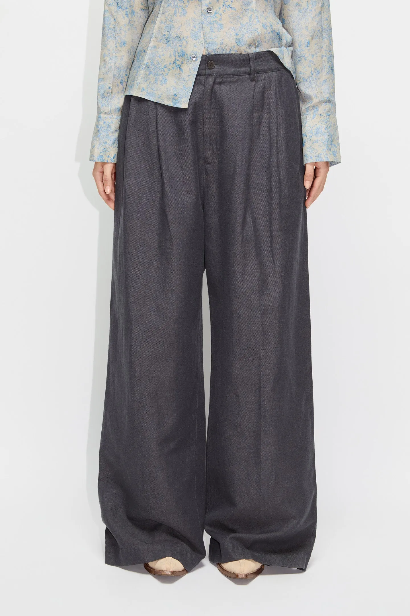 Wide-leg Trousers